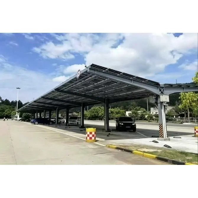 Wiata solarna z ramą T