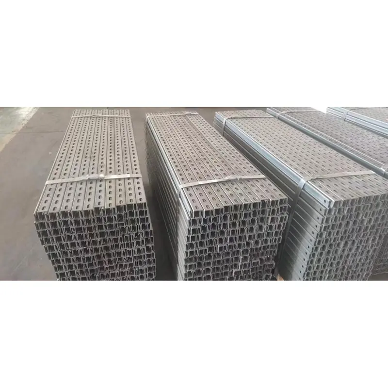 Konstrukcja stalowa pokryta cynkiem, aluminium i magnezem